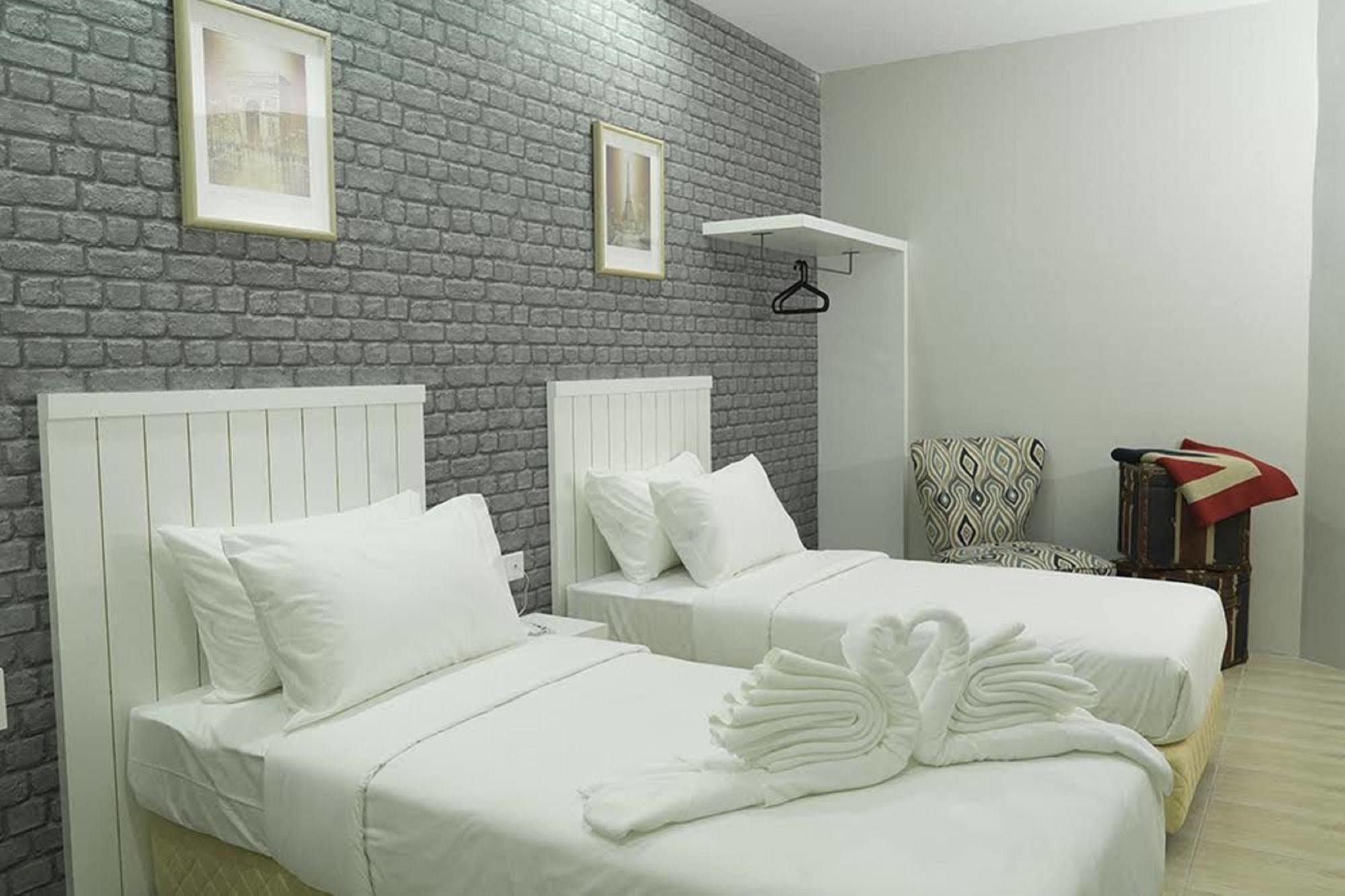 Lighthouse Hotel & Shortstay @ Damansara Uptown Petaling Dzsaja Kültér fotó